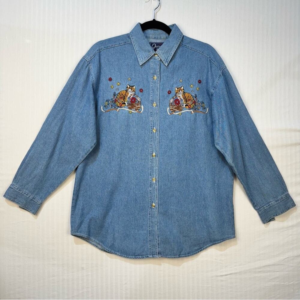 Let’s Quizz Again NY Cat Embroidered Button-Down Denim Shirt Women’s Size Medium